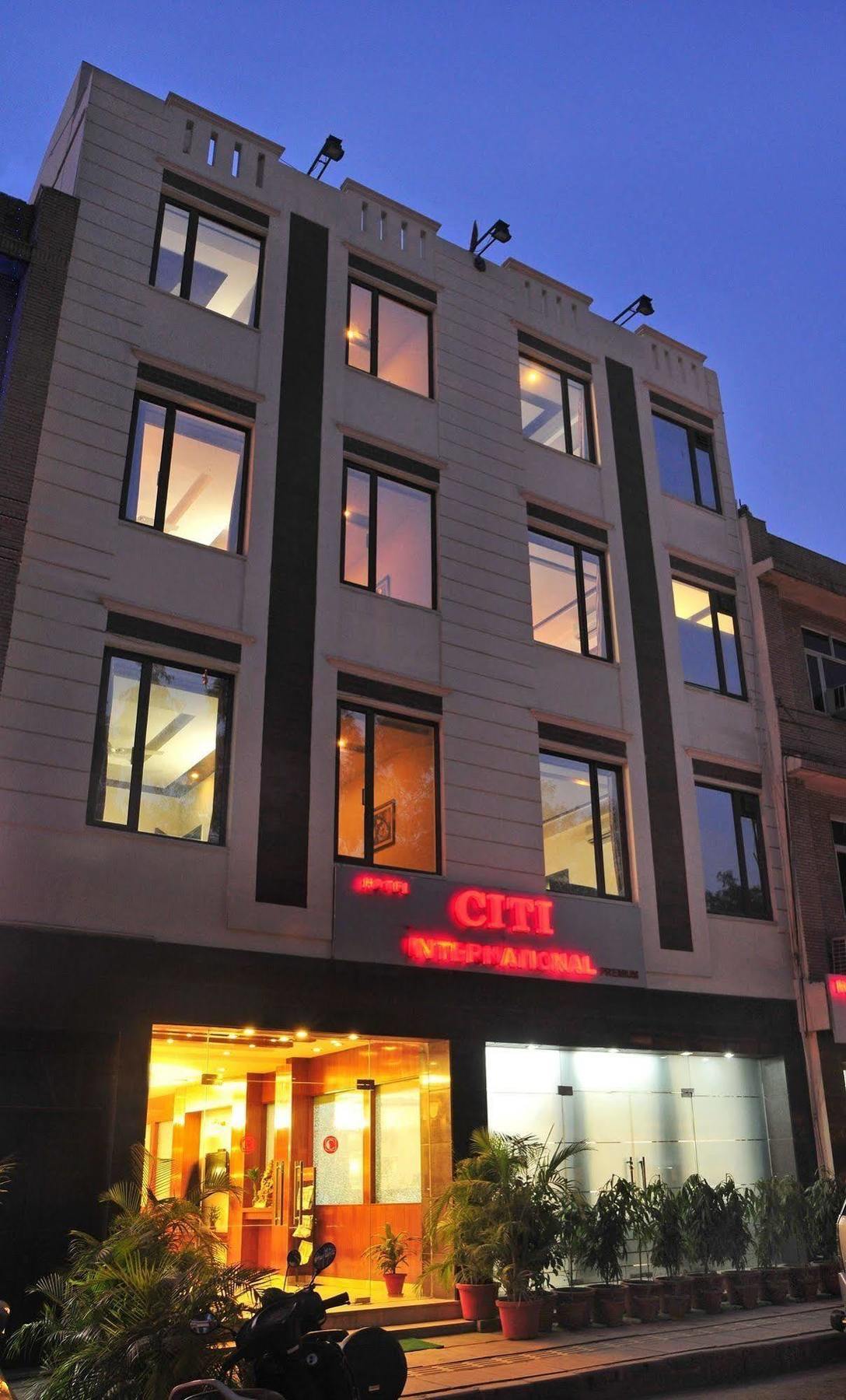 Hotel Citi International Дели Экстерьер фото