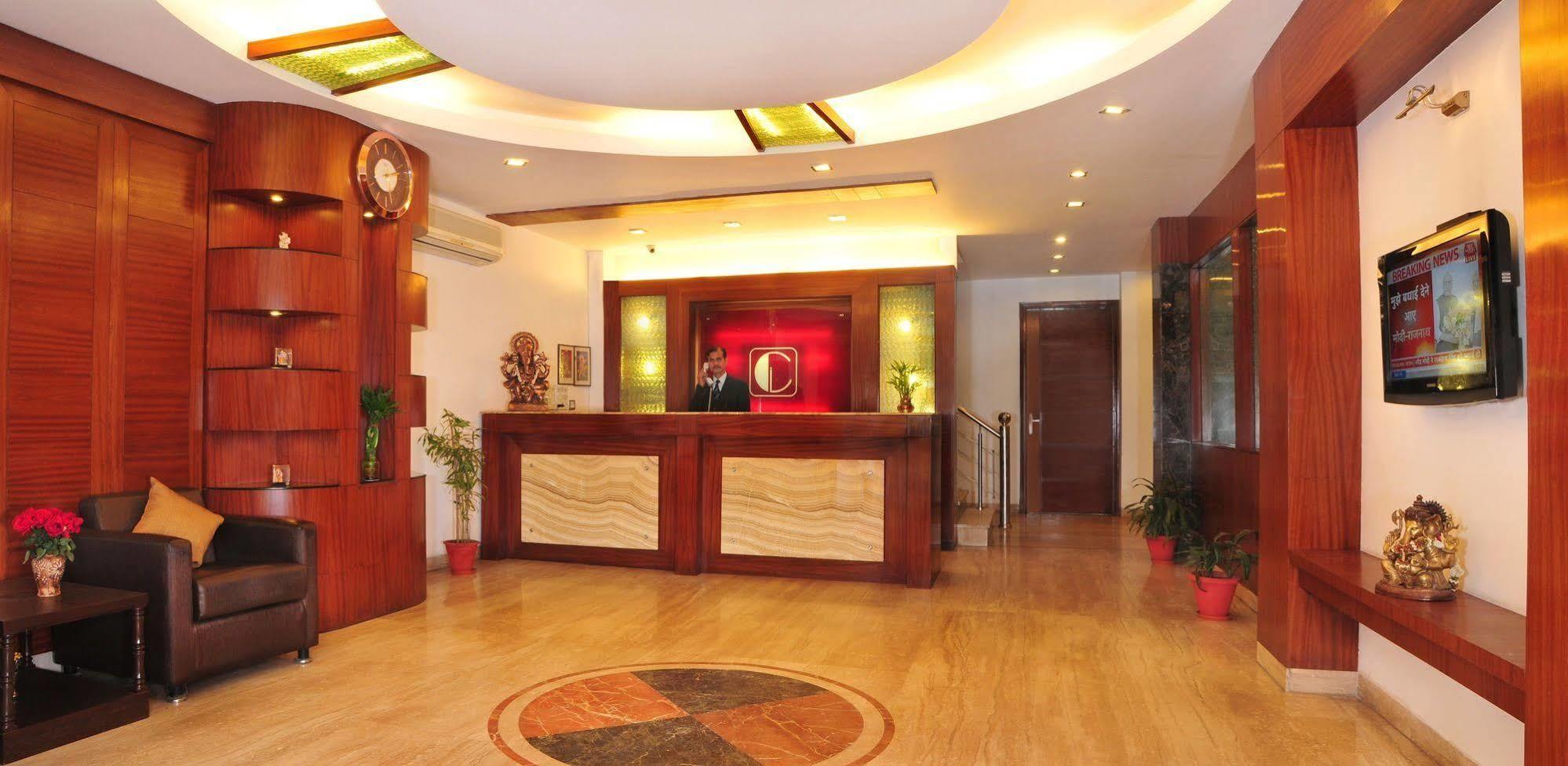 Hotel Citi International Дели Экстерьер фото